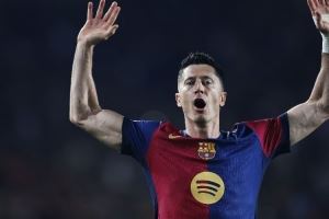 本赛季西甲联赛莱万已经打进3球，而他首发场次只有1次