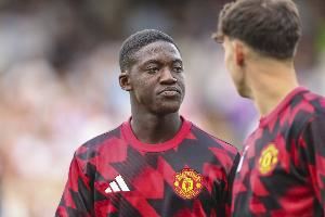 今夏拒绝放人！梅努本赛季英超0首发，5000万身价联赛仅上76分钟