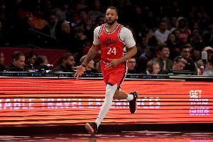 鲍威尔：夺冠不一定需要巨星 尽管我32了但我依旧是崛起的新星