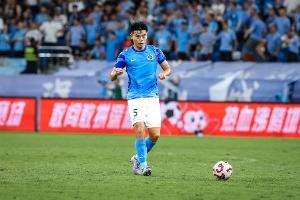 胡睿宝：陈涛上任后训练量加大，这么热的天气其实就是拼精气神